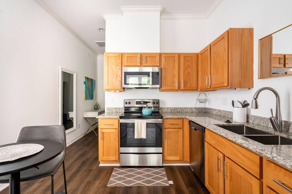 Chic Urban Living Minutes From I-45 And I-610 #A Vila Houston Exterior foto